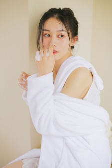 丝袜美臀诱惑